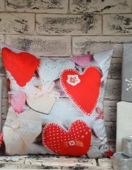 Подушка декоративная Сердечки 35*35 см